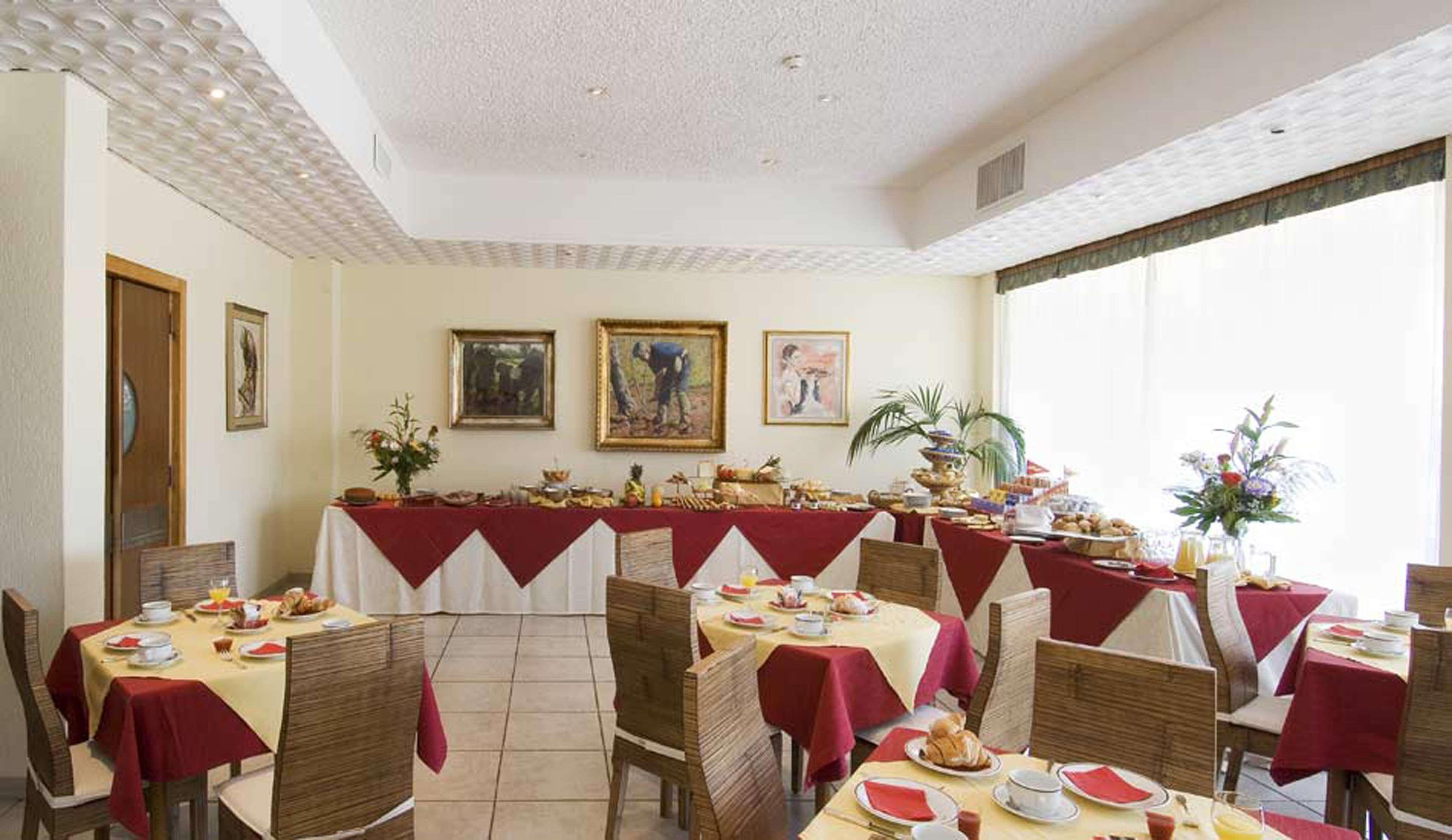 Hotel Hr Modugno Restaurant photo